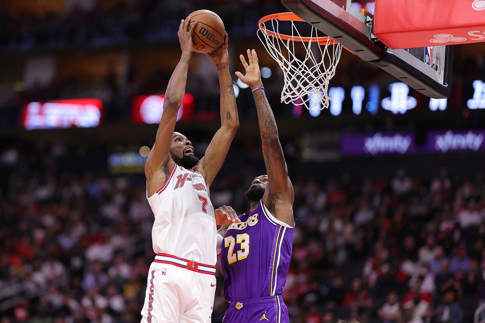 詹杜生涯季后赛交手10+且双双场均轰下30+  历史独一对儿！